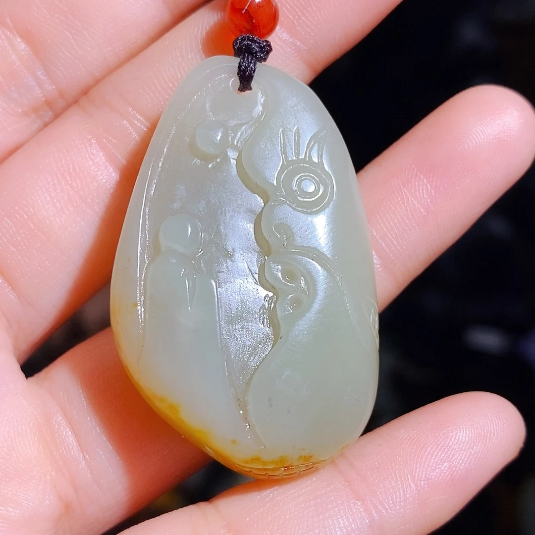 和田玉颈饰未镶嵌