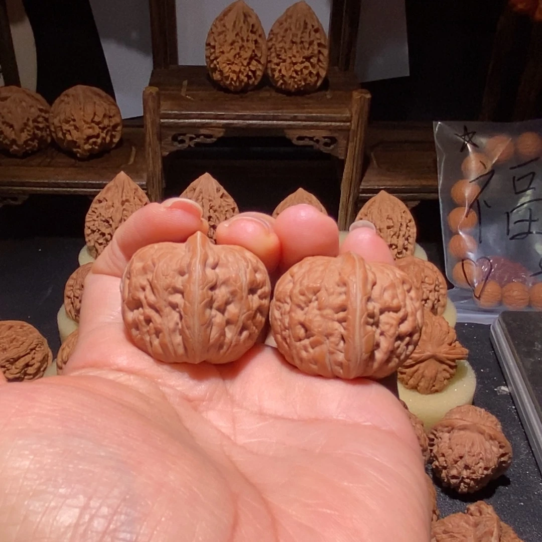 林***乐文玩核桃吊坠平谷元宝