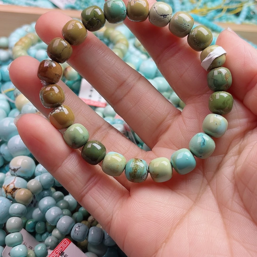 绿松石未镶嵌珠宝奇石