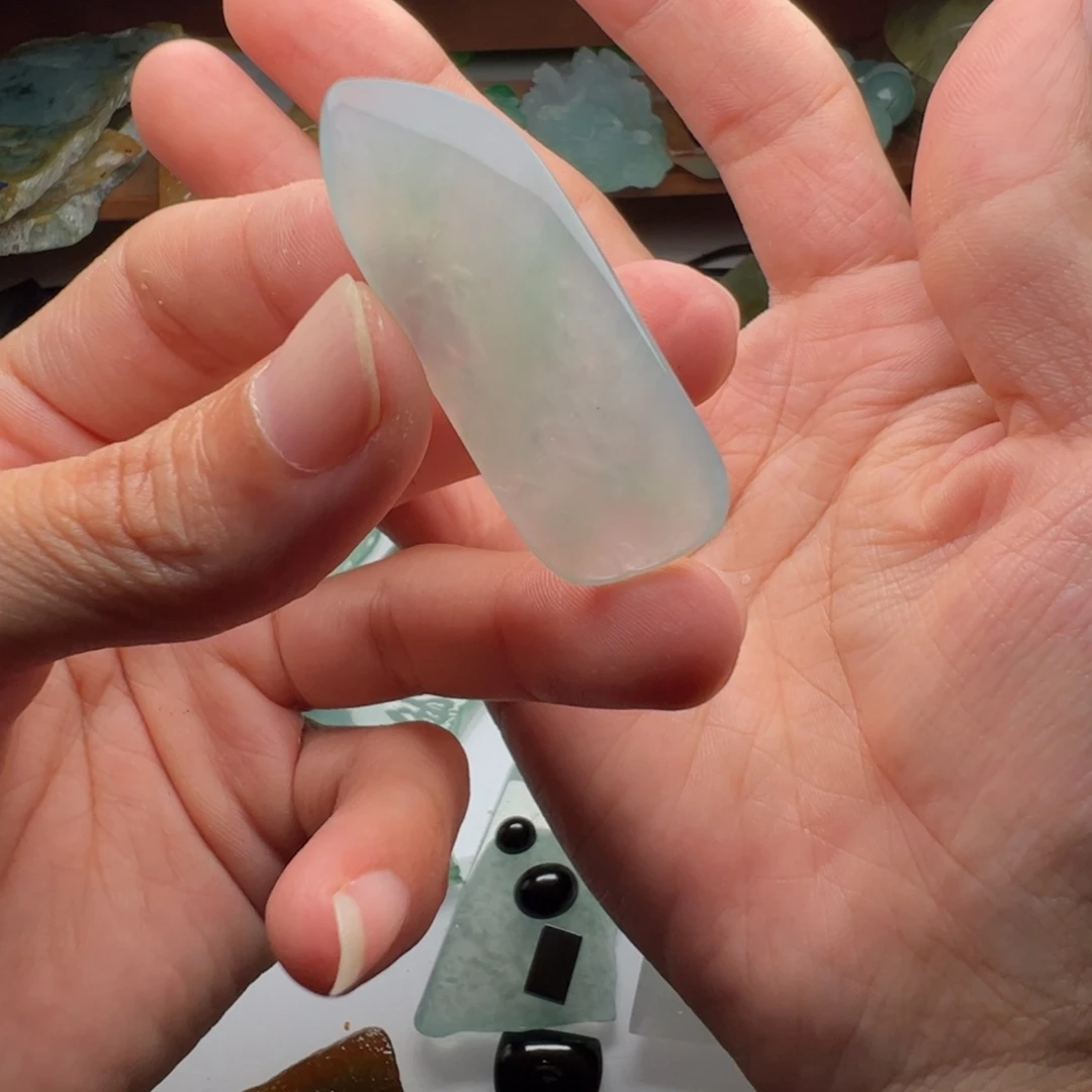 定制翡翠未镶嵌不包工