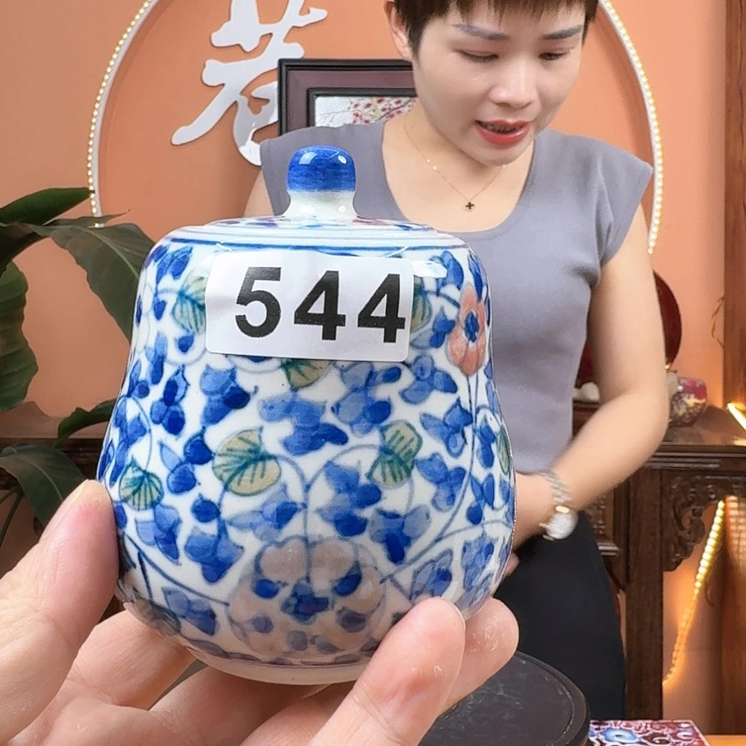 景德镇陶瓷手绘罐