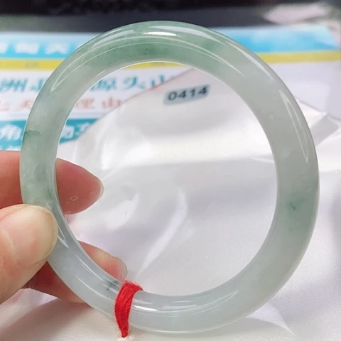 翡翠手镯未镶嵌0414号