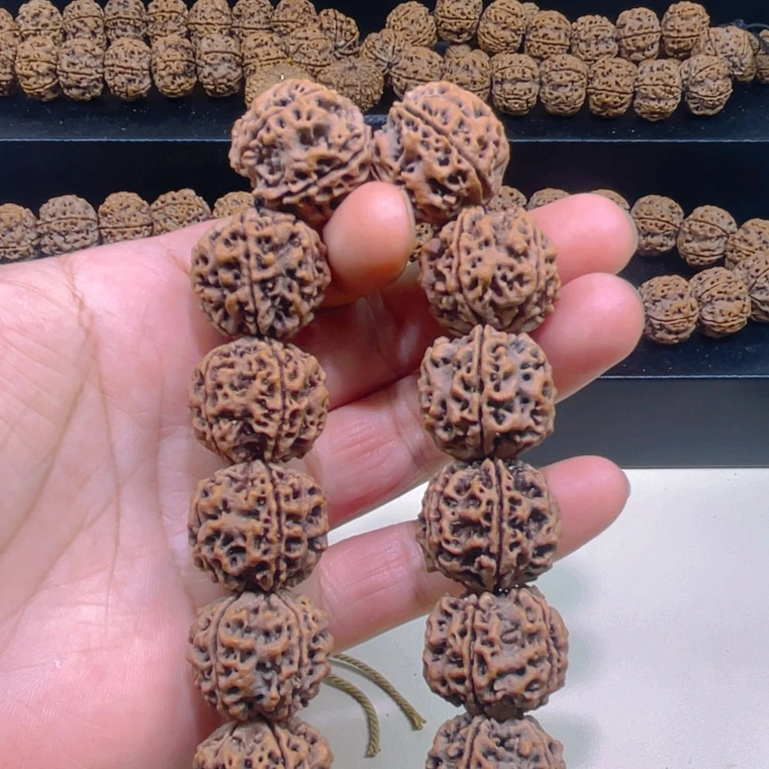 金刚菩提手串25mm蜂窝安娜551