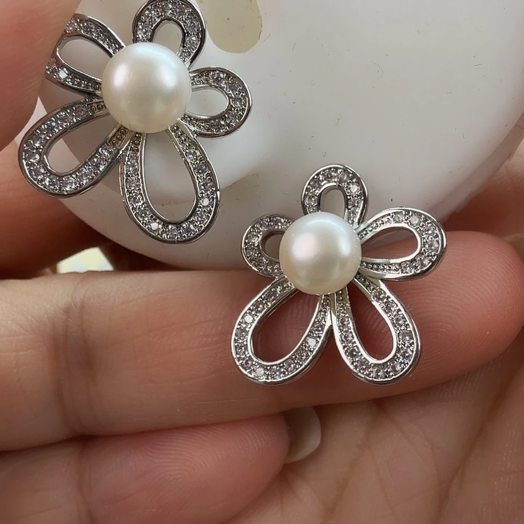 淡水珍珠未镶嵌耳饰