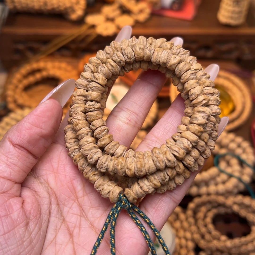 谷***雨柏香籽/百香籽吊坠