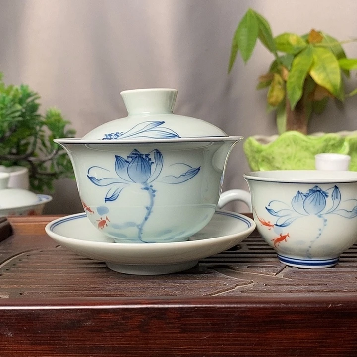 160ml手绘荷花盖碗送主人杯