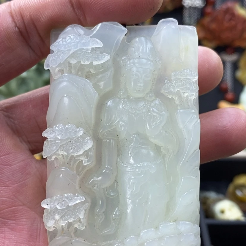 【闪购商品】蛇纹石玉未镶嵌吊坠