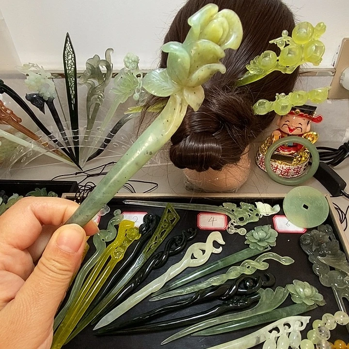 蛇纹石玉合金发饰兰花玉玫瑰