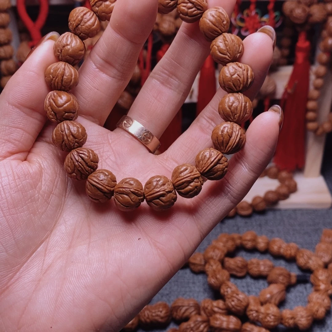 吊坠桃核龙纹桃枭