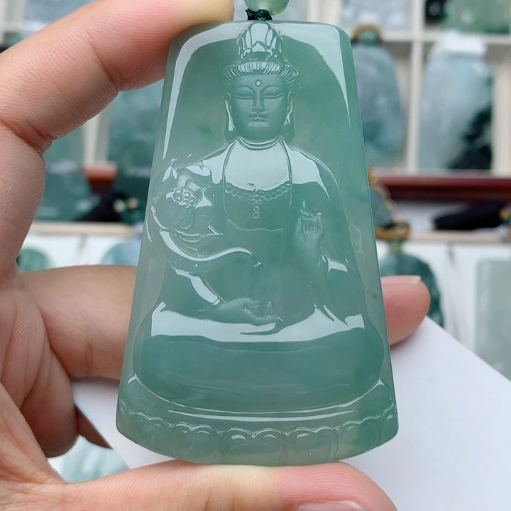 兴***】颈饰未镶嵌翡翠素衣