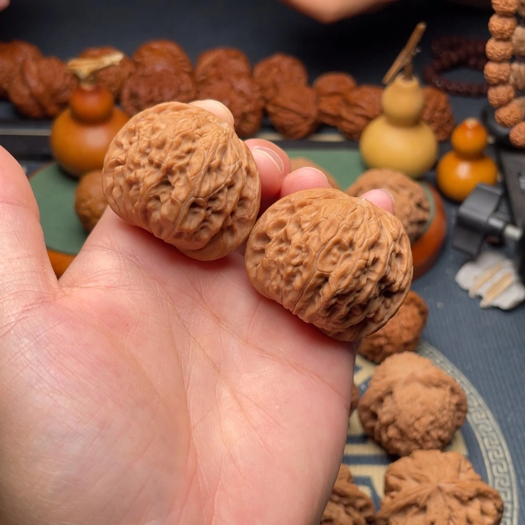 文玩核桃吊坠40全品对歪磨盘