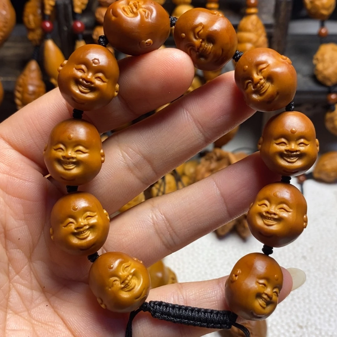 吊坠橄榄核十分开心