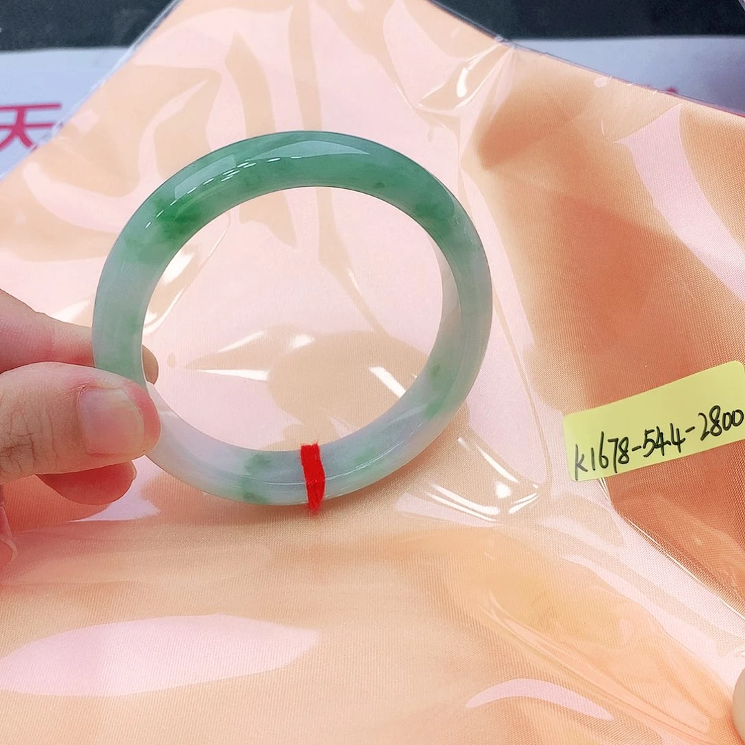 翡翠未镶嵌手镯我