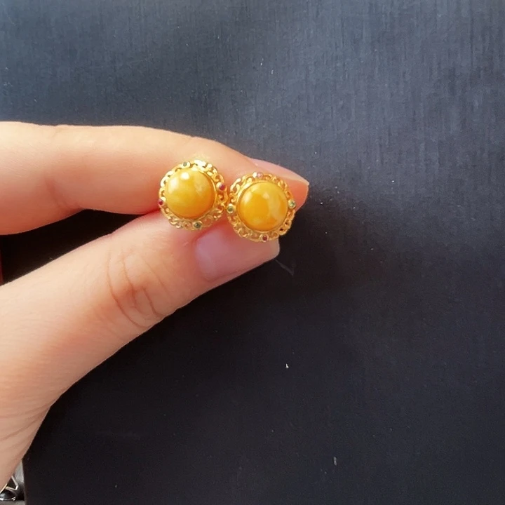琥珀银S925镶嵌耳钉精品妖花蜜蜡太阳圆耳钉