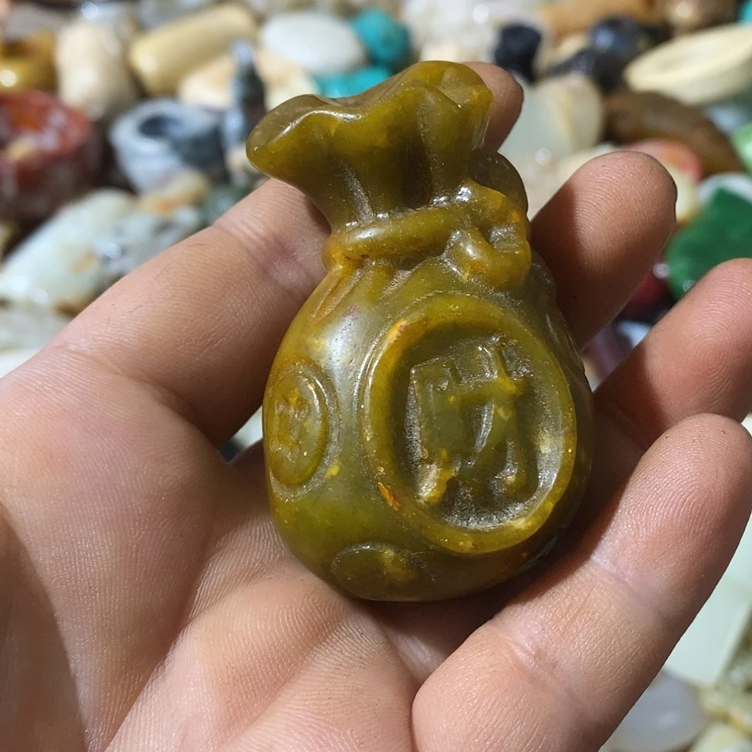 和田玉（糖玉）未镶嵌挂件