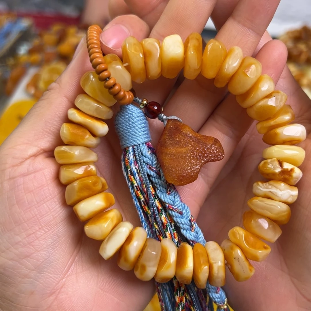 未镶嵌蜜蜡裸石蜜蜡