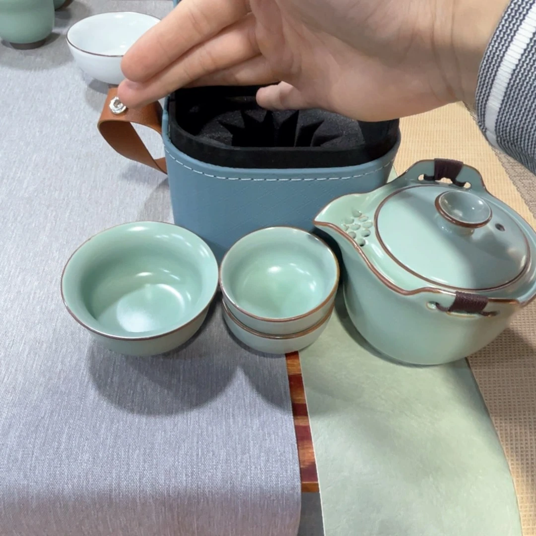 瓷片小微瑕。。。。。。。。。。。