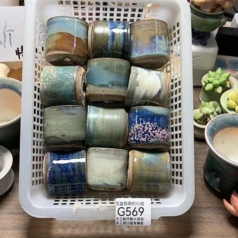 紫砂花盆569微瑕品口径5厘米左右的里面含有
