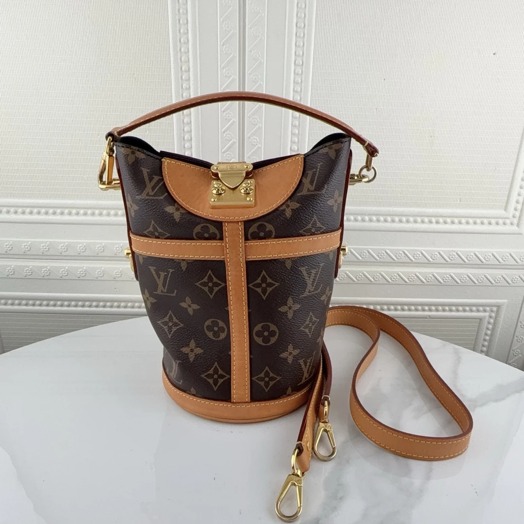 95新 LV LV 路易威登 老花薯条芯片手提斜挎包