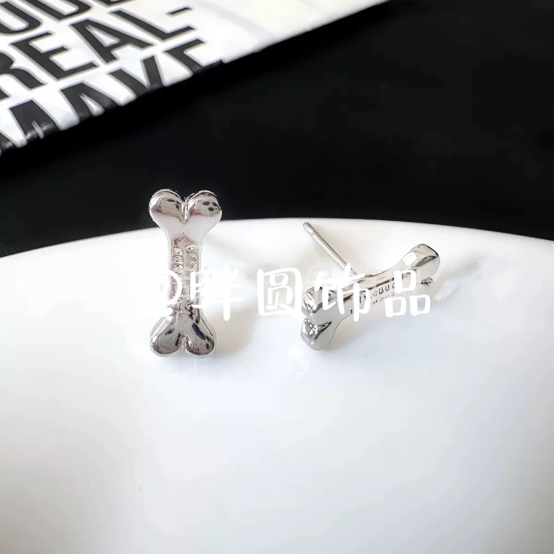 钛钢锆石耳饰 西家朋克风迷你骨头朋克小耳钉土星情侣耳环耳饰