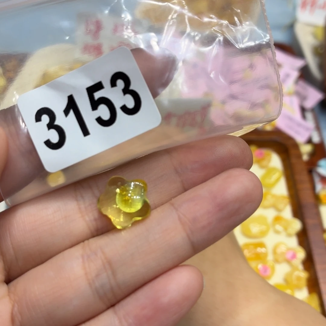 茹***u琥珀未镶嵌珠宝奇石