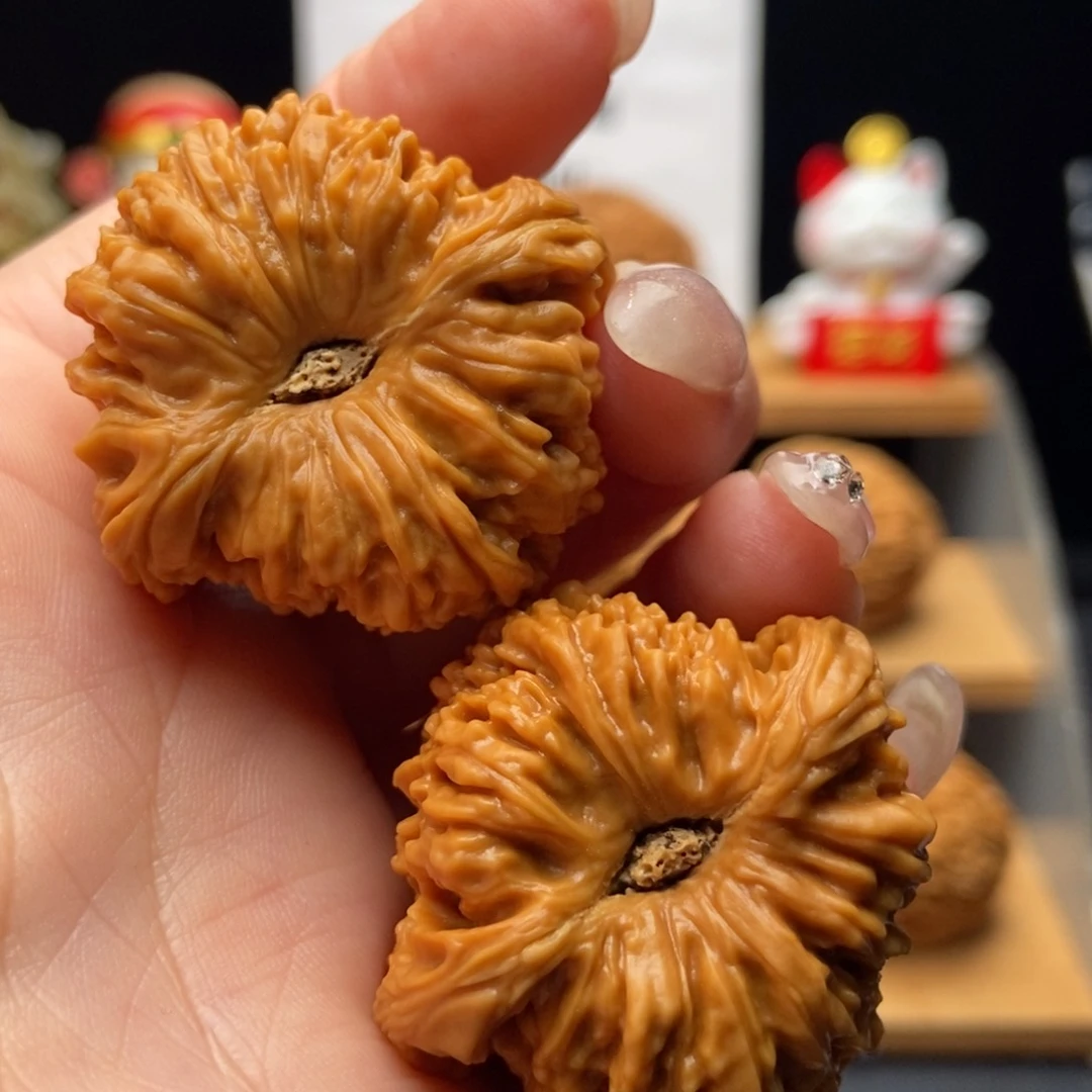 把件核桃优***白52号39-37-36全品凹底原生态麻团
