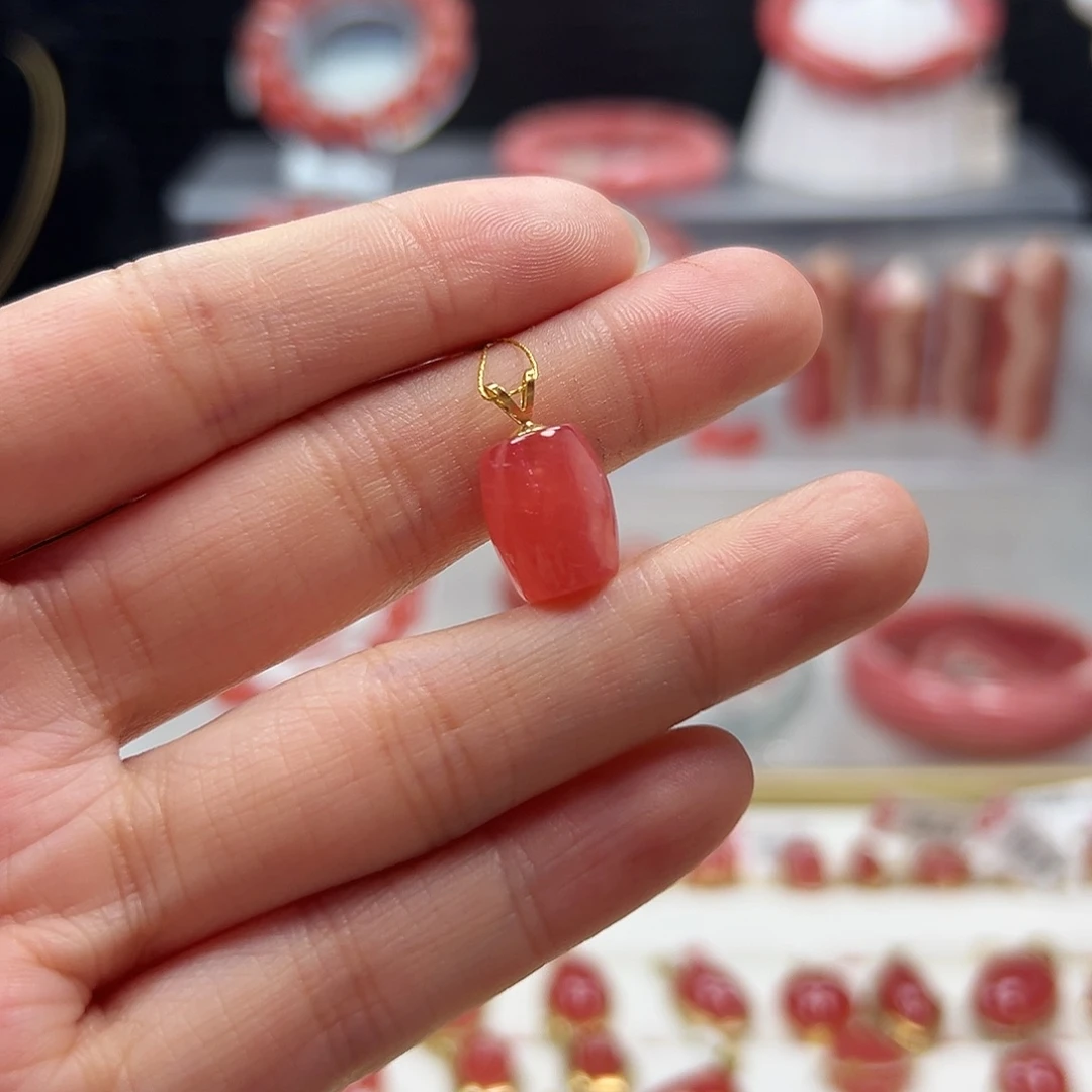 菱锰矿（红纹石）18K金镶嵌吊坠(不含链)