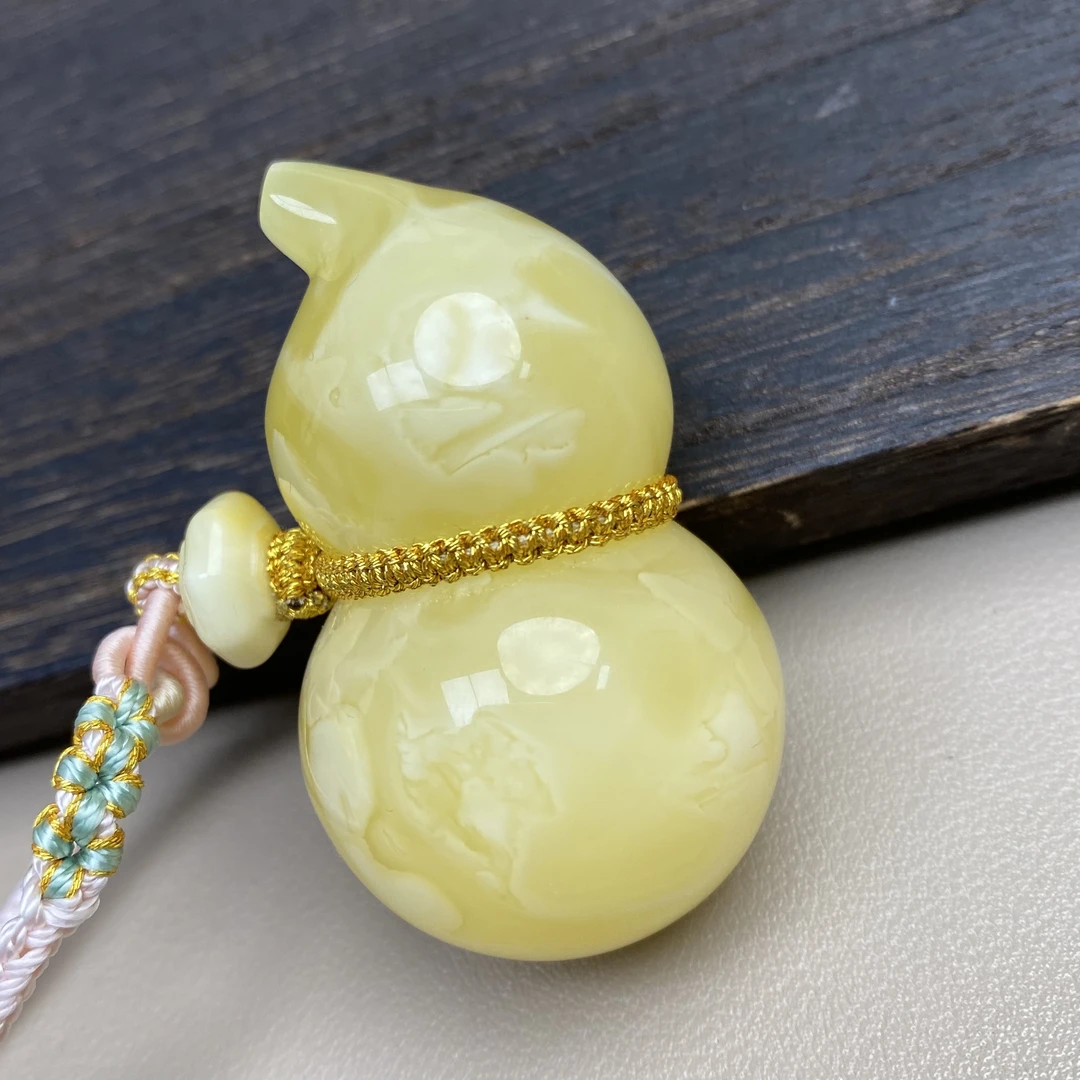 28.12克55.4×32.6mm白蜜蜜蜡葫芦吊坠项链毛衣链水滴无事牌鸡油