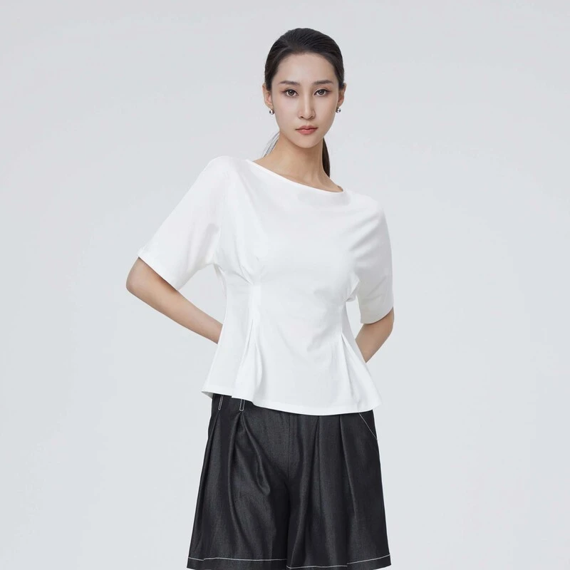 sdeer圣迪奥女装时尚修身简约休闲圆领压褶宽松短袖T恤S24280108