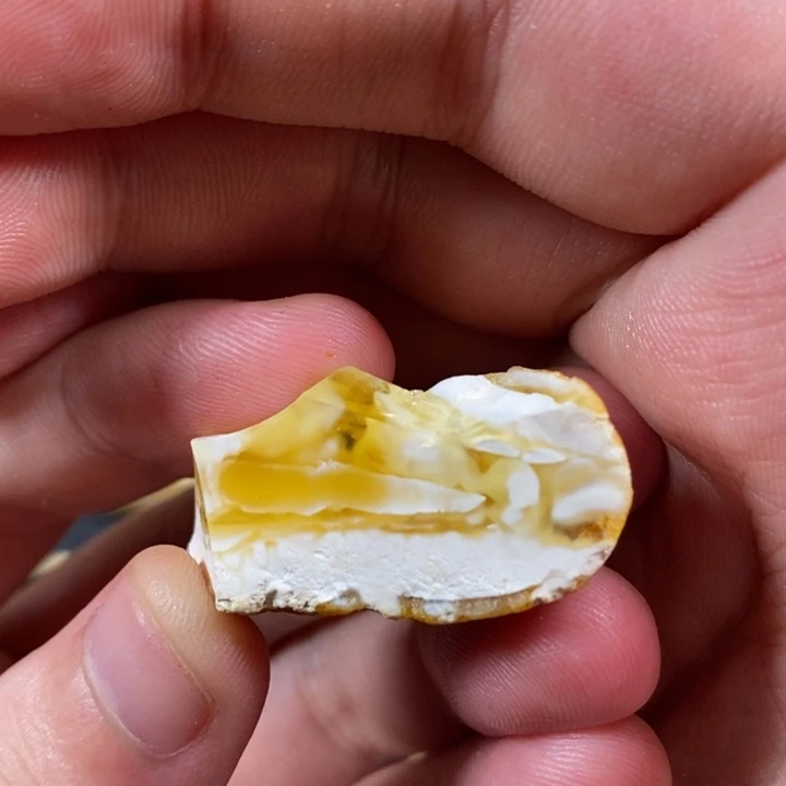 未镶嵌定制琥珀琥珀蜜蜡原石定制