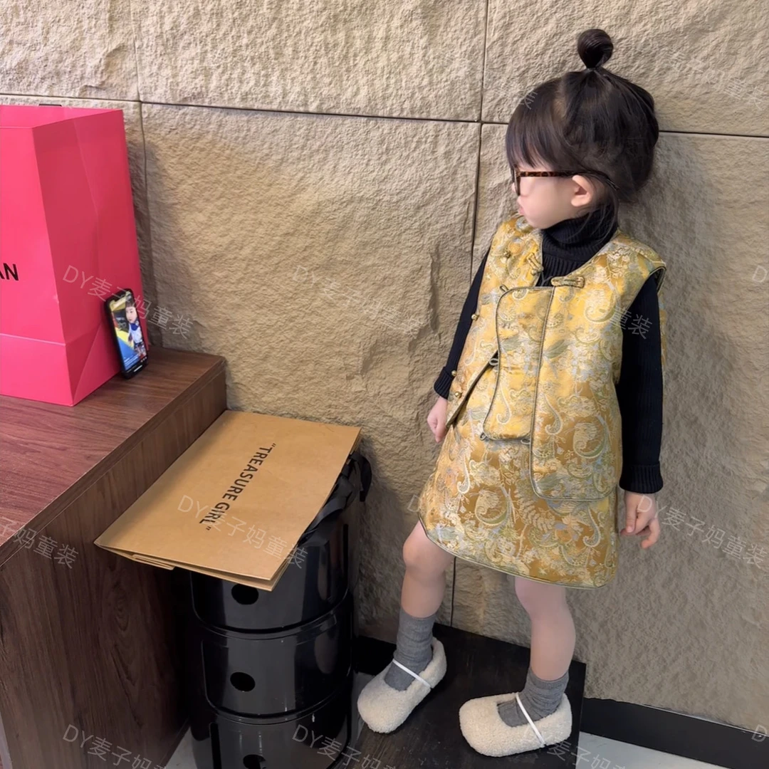 现货MZ.儿童冬季新款年服亲子飞龙年锦人丝提花气质夹棉马甲2055