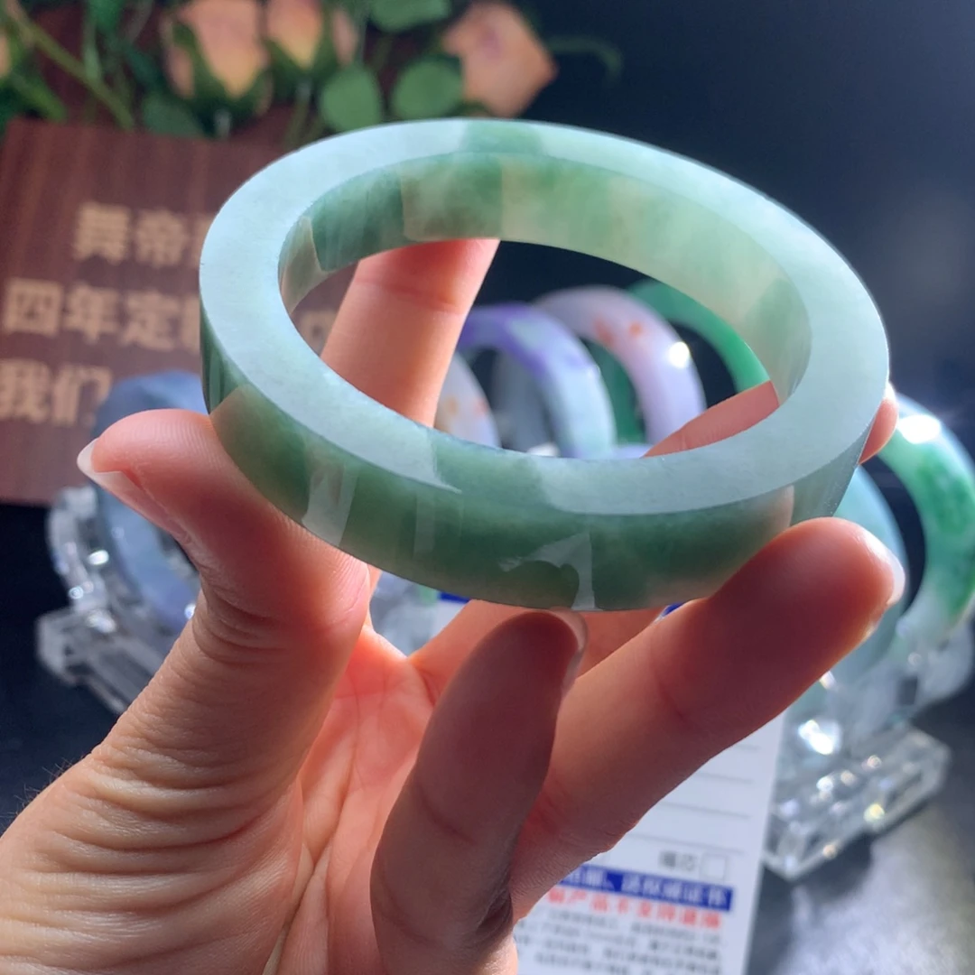 定制翡翠手镯未镶嵌