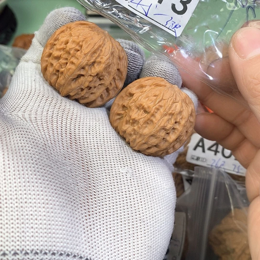 桃核把件多**感磨盘38尺。