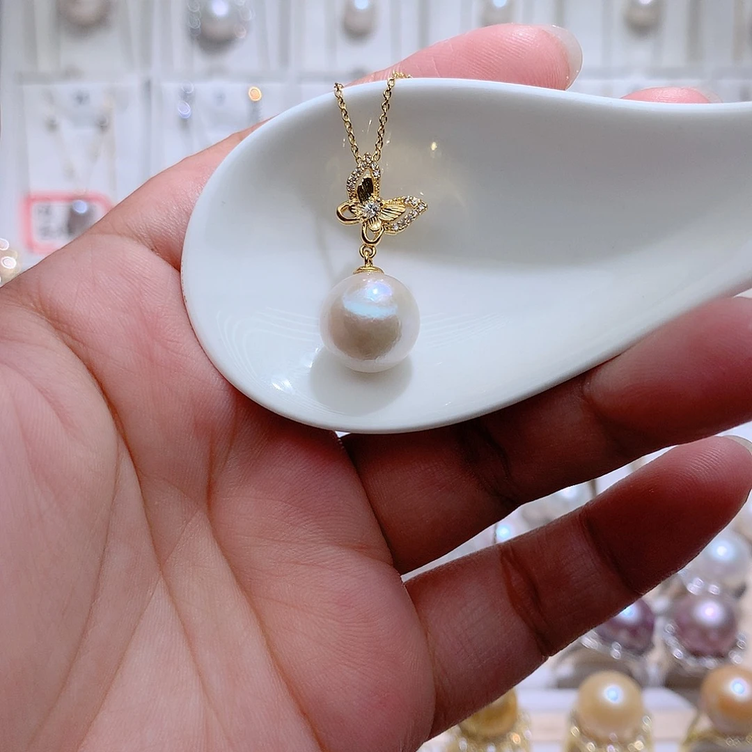 吊坠(赠链)未镶嵌淡水珍珠CC微瑕12.5mm