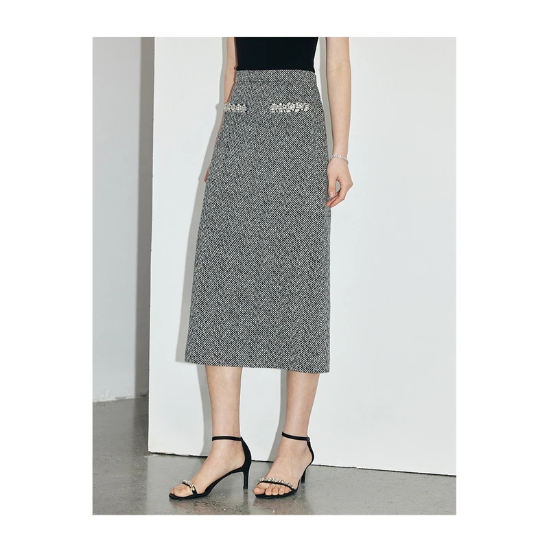 Mandyzhang时尚MIU系镶钻小香风半身裙女夏高级感人字纹长裙子