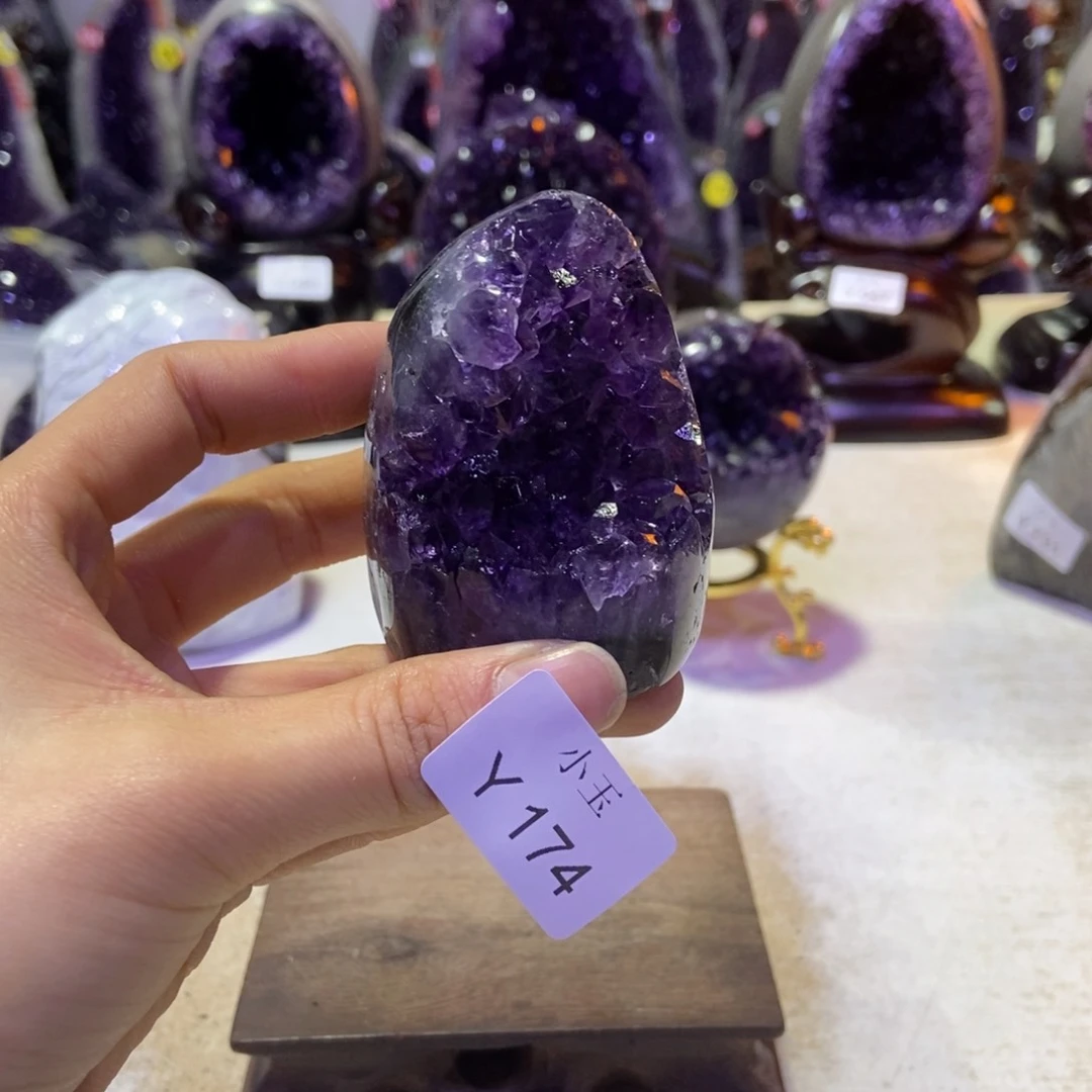 水晶摆件未镶嵌摆件