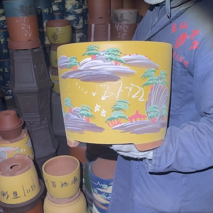 紫砂紫砂花盆和一