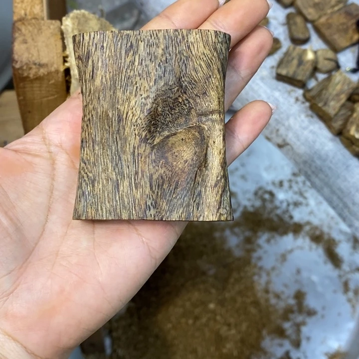 W***H沉香沉香碎屑29.3克奇楠沉香乌身圆叶