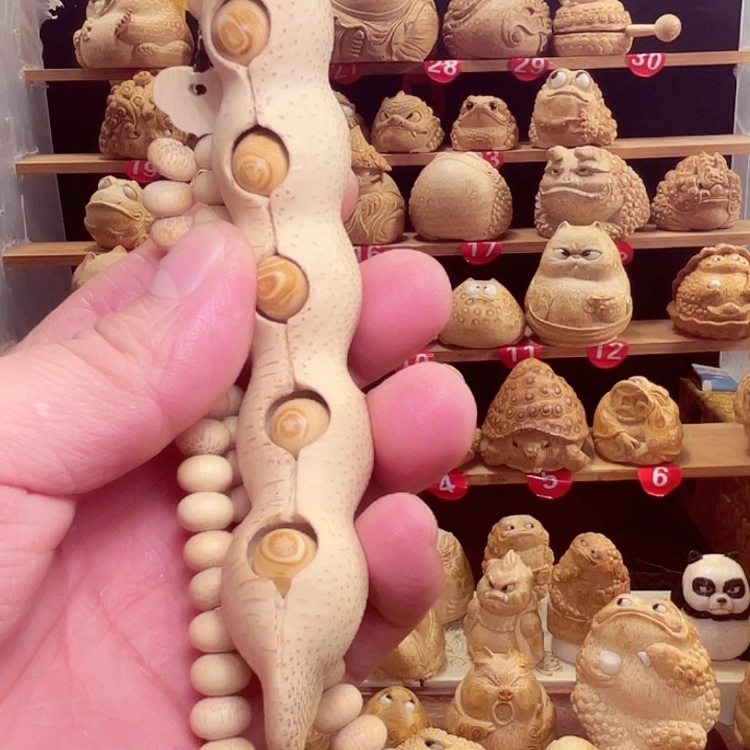 香榧木竹根雕福豆手把件