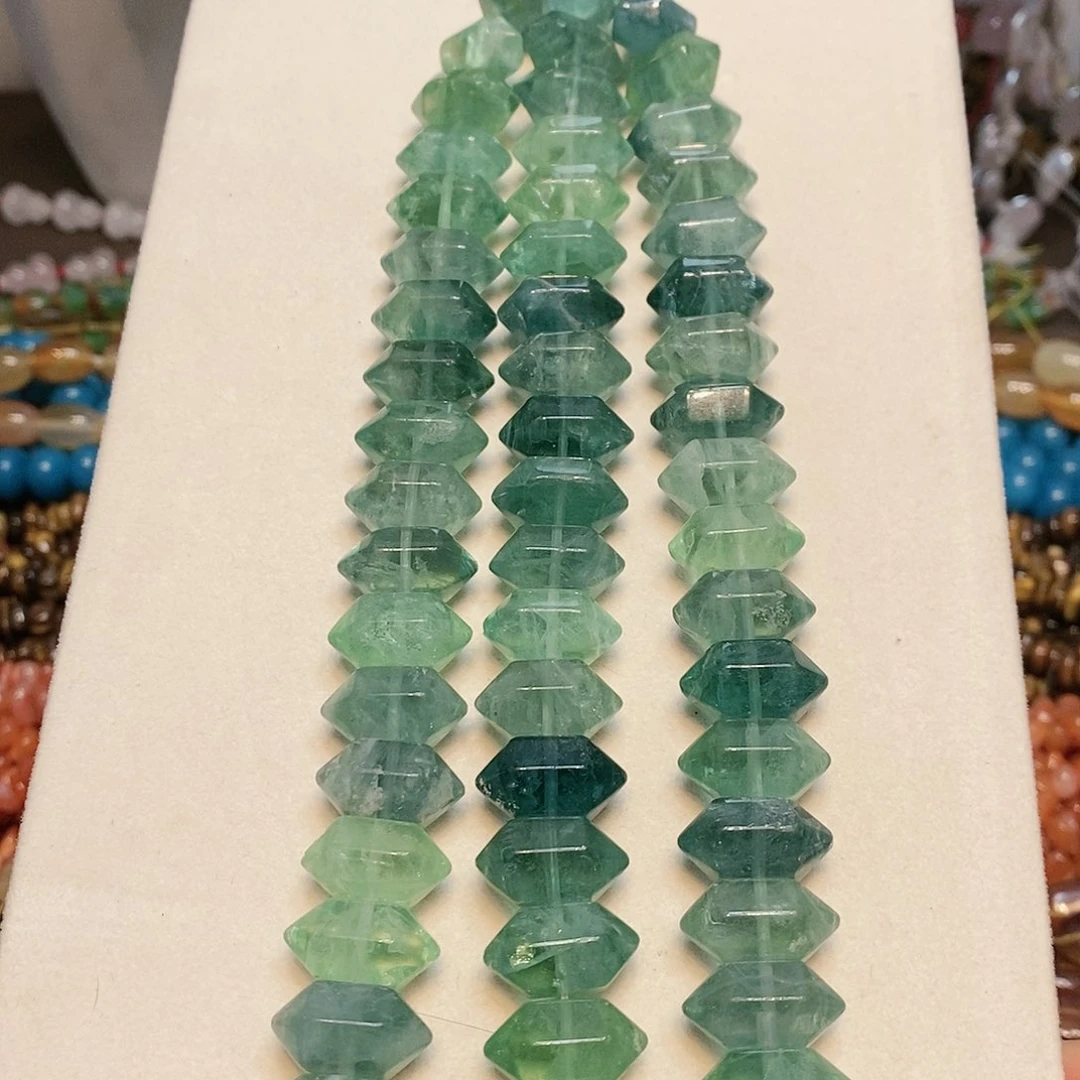 玛瑙/玉髓散珠天然莹石水晶双尖