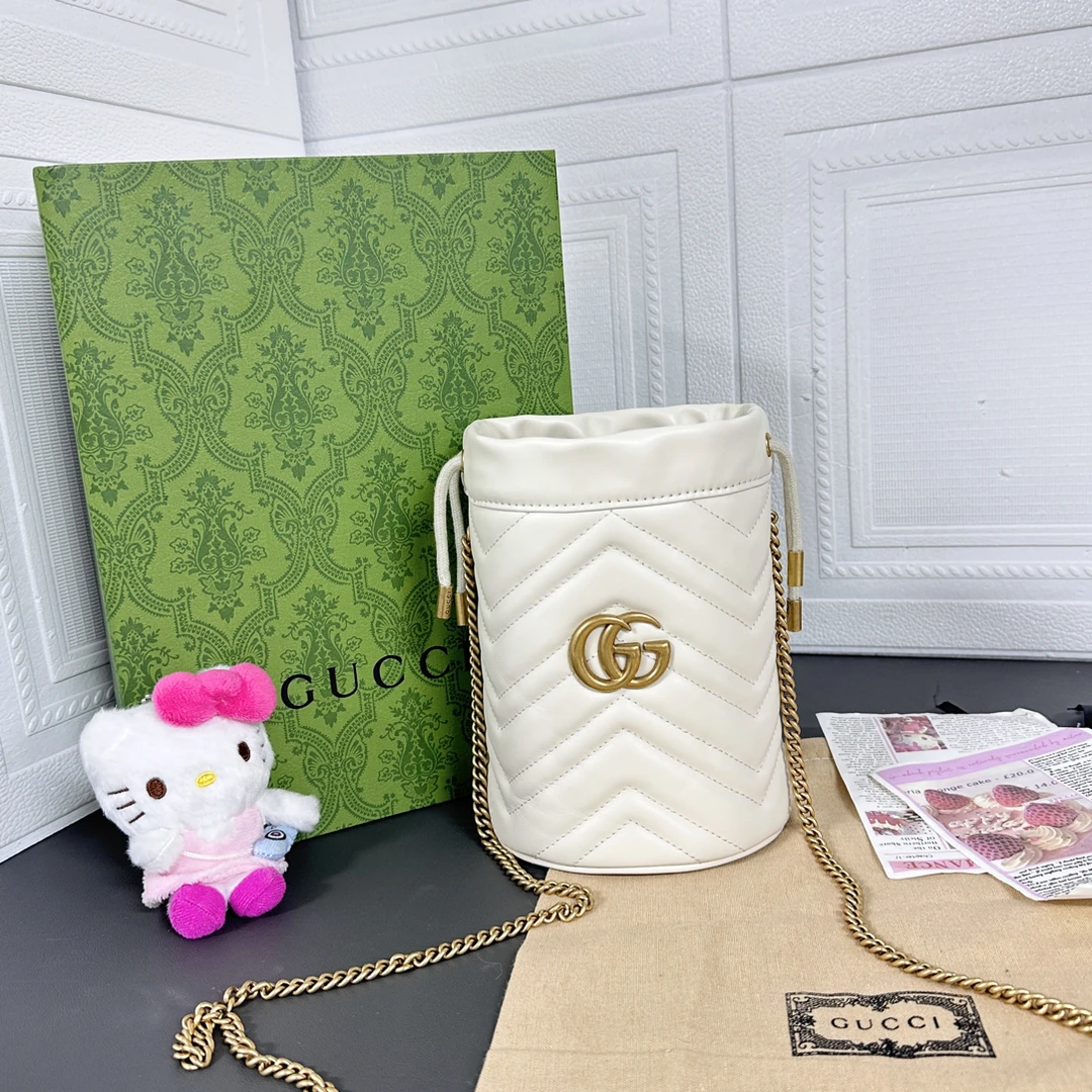 99新 GUCCI/古驰 小号马蒙白金水桶链条斜挎包