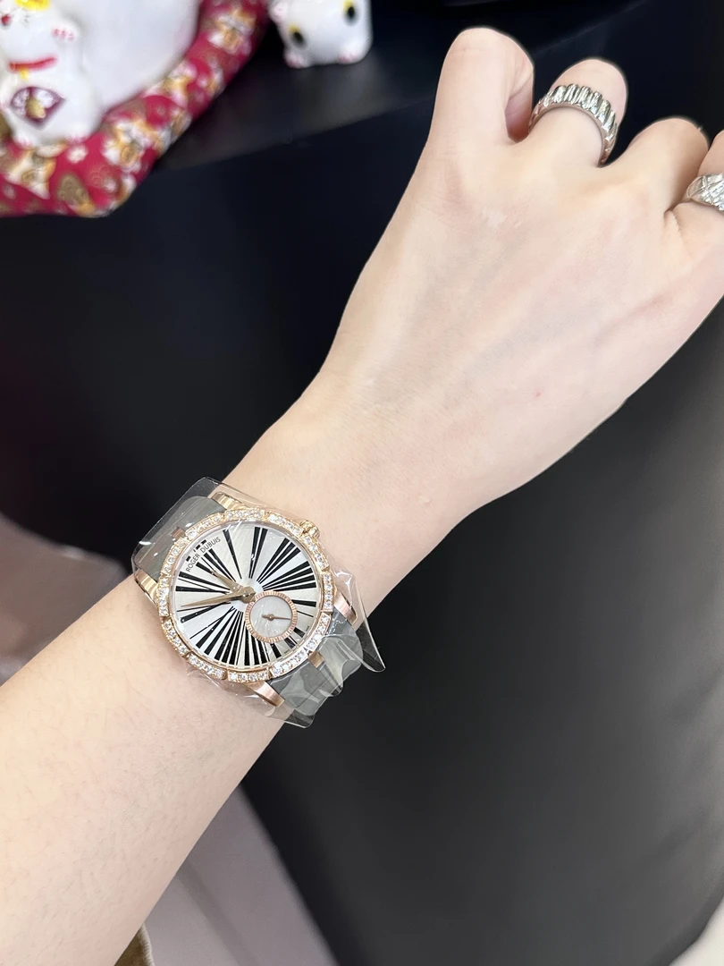 99新 ROGER DUBUIS/罗杰杜彼 王者/RDDBEX0275/36mm/18k金原钻