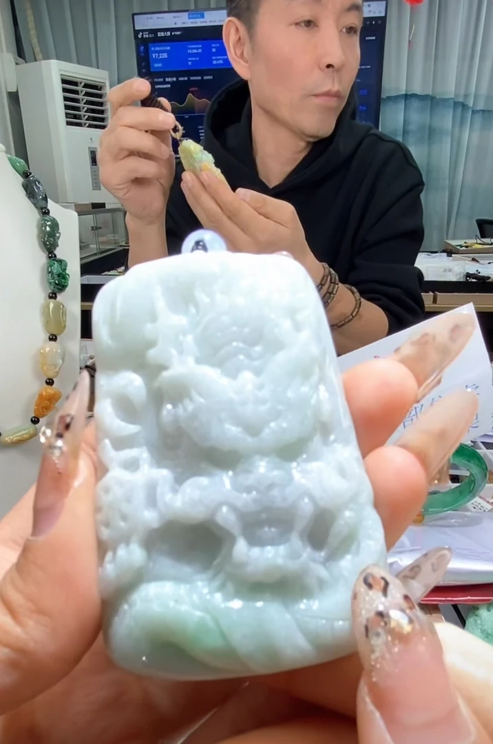 天然缅甸翡翠A货未镶嵌