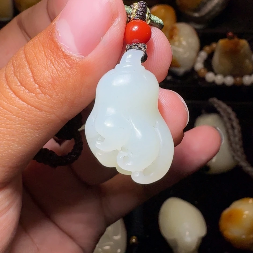 和田玉颈饰未镶嵌千*