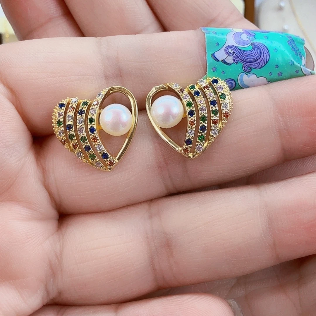 耳饰未镶嵌淡水珍珠