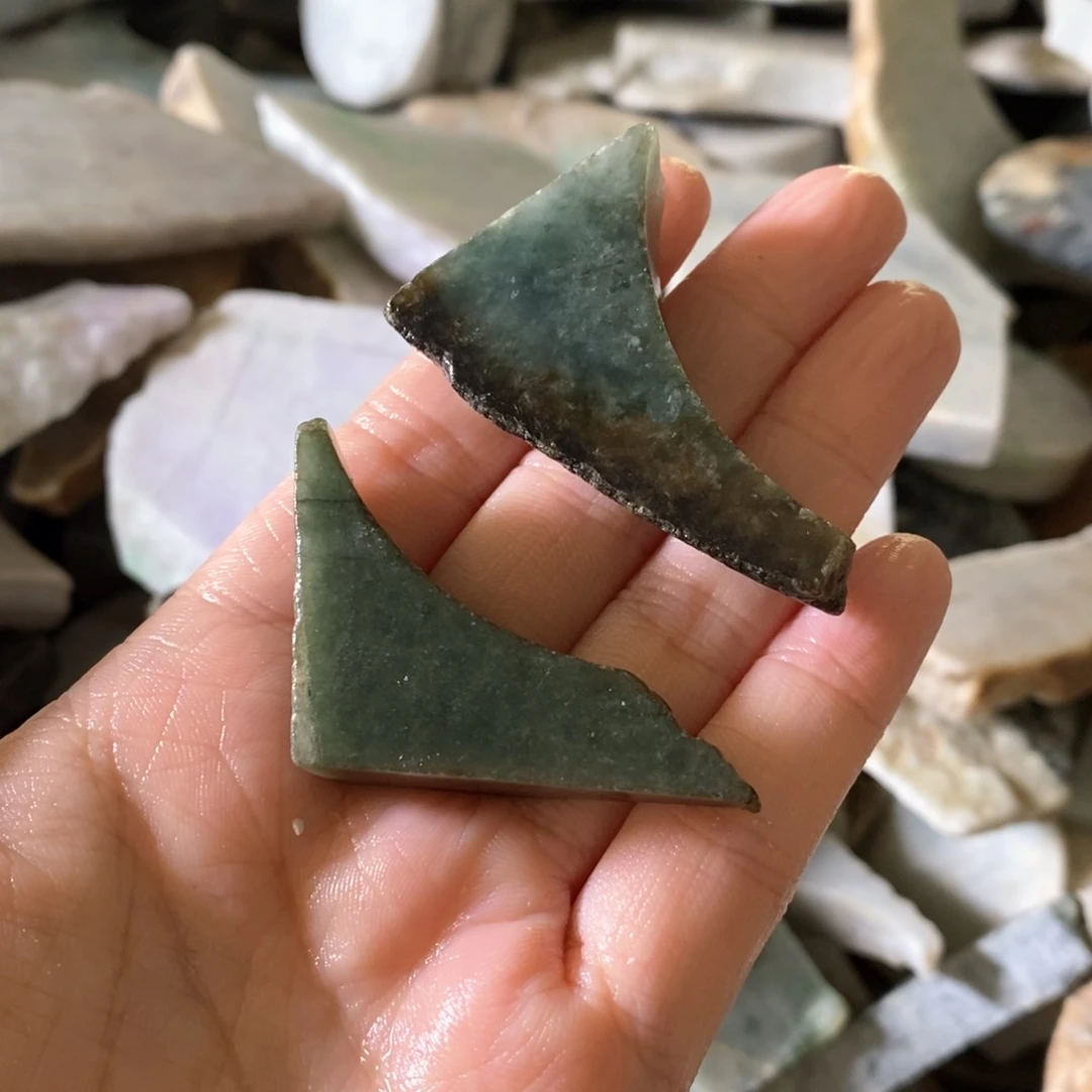 翡翠未镶嵌颈饰天然翡翠