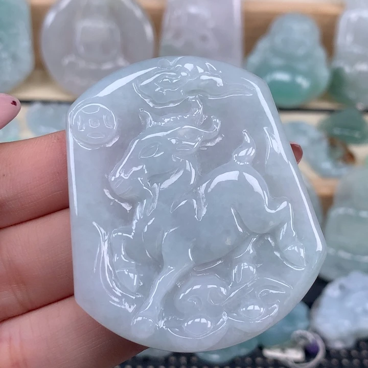 颈饰未镶嵌翡翠羊
