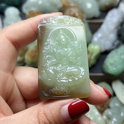 颈饰未镶嵌和田玉