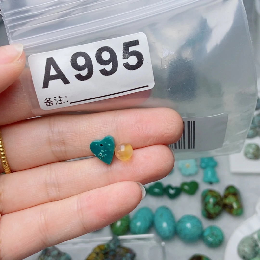 未镶嵌南红玛瑙珠宝奇石