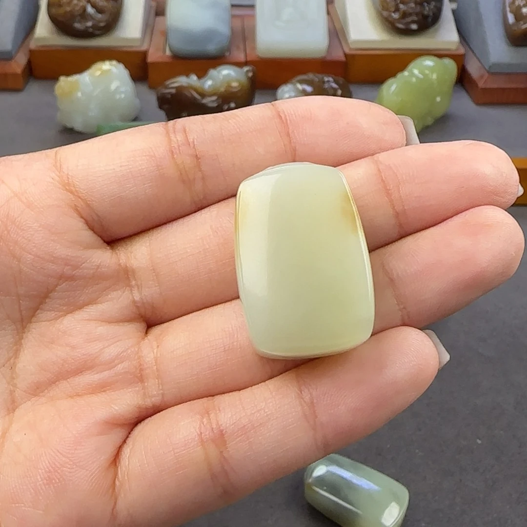 【闪购商品】未镶嵌和田玉定制和田玉